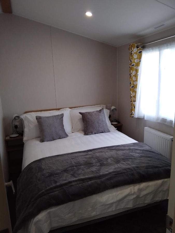 3 Bed ,Sleeps 8 Caravan California Cliffs Holiday Park Scratby Exterior foto