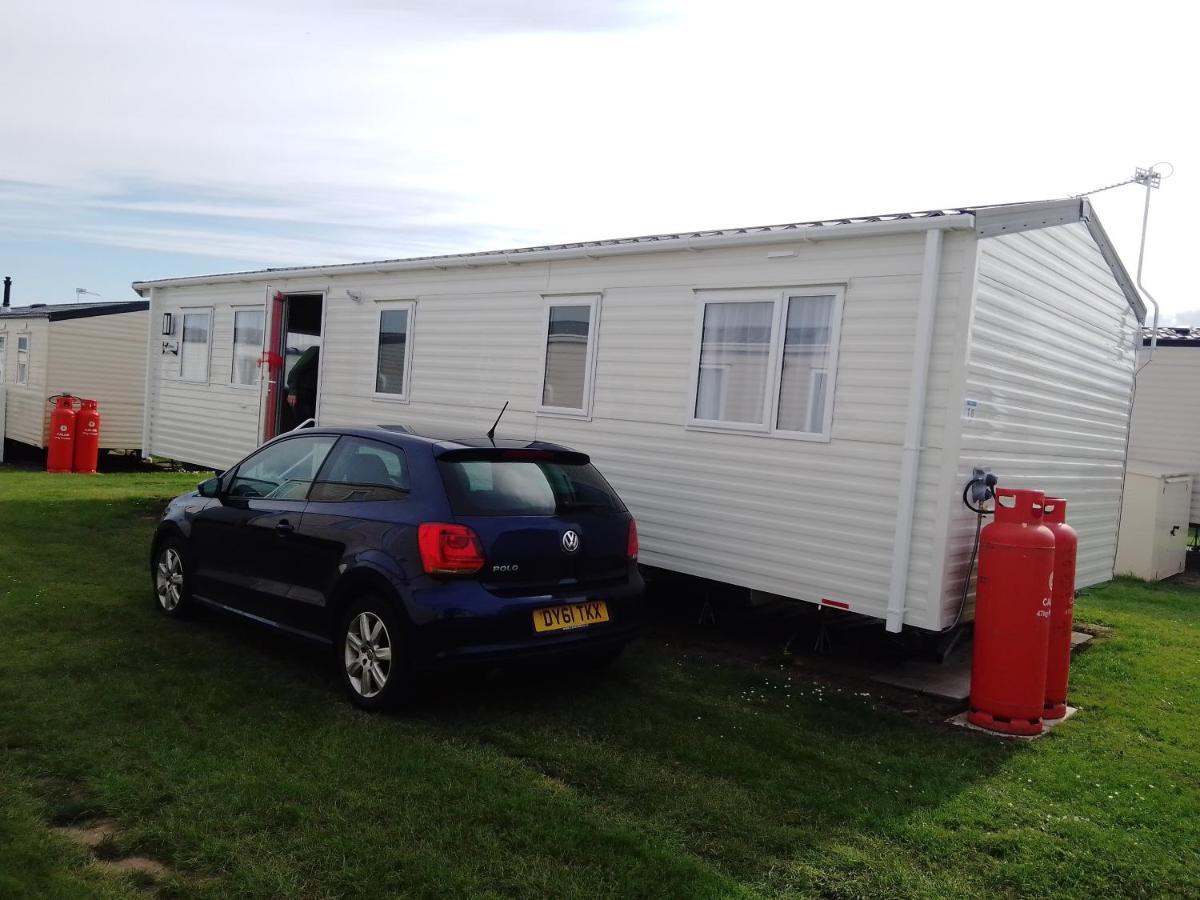 3 Bed ,Sleeps 8 Caravan California Cliffs Holiday Park Scratby Exterior foto