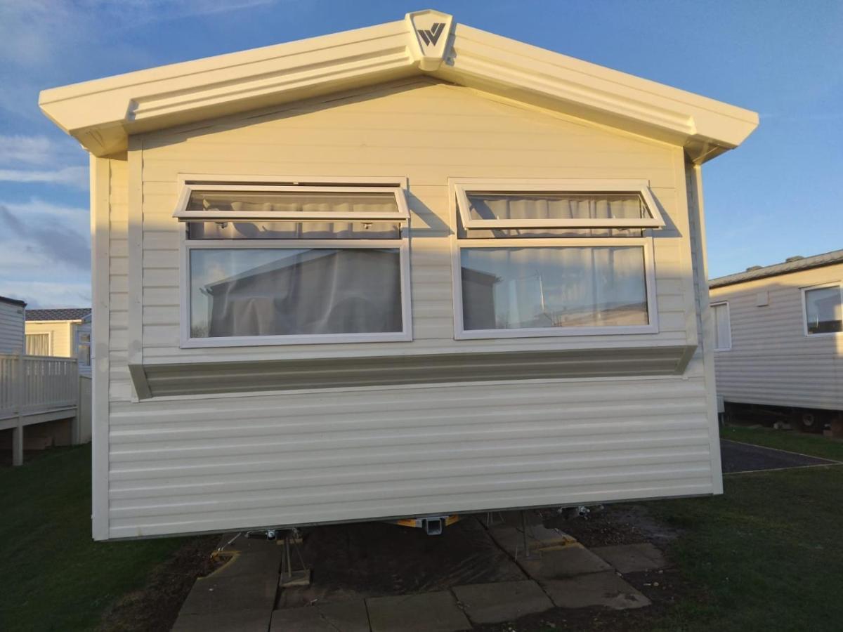 3 Bed ,Sleeps 8 Caravan California Cliffs Holiday Park Scratby Exterior foto