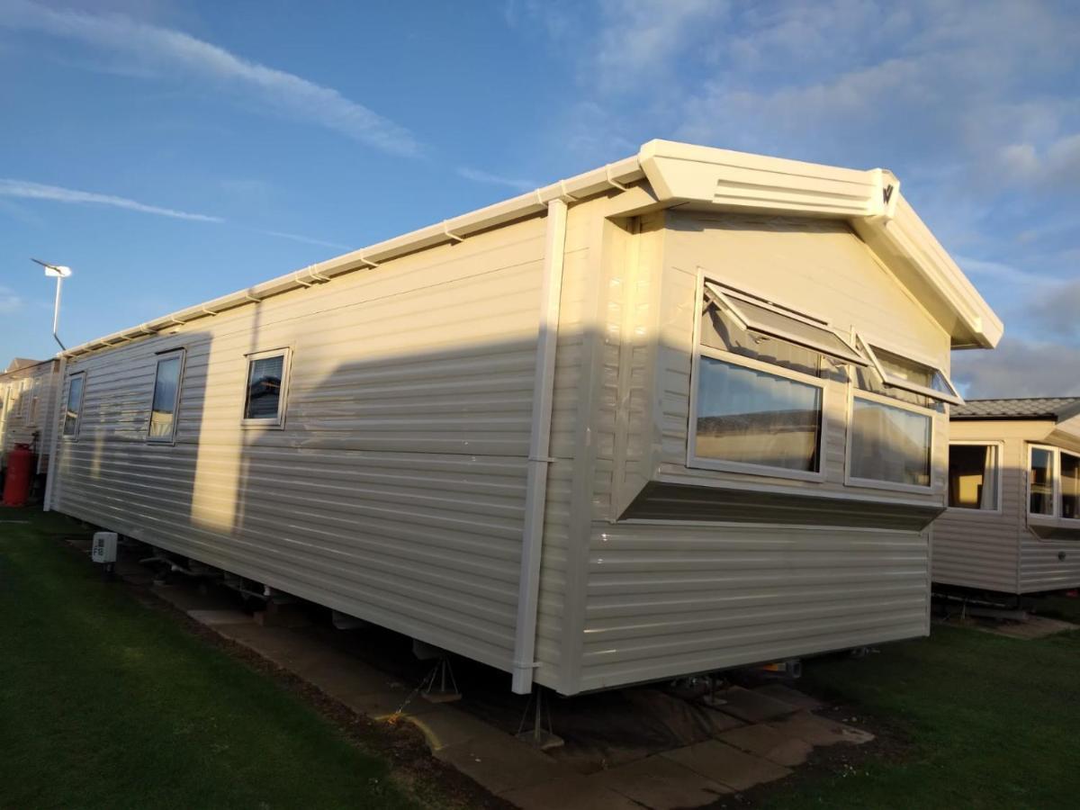 3 Bed ,Sleeps 8 Caravan California Cliffs Holiday Park Scratby Exterior foto